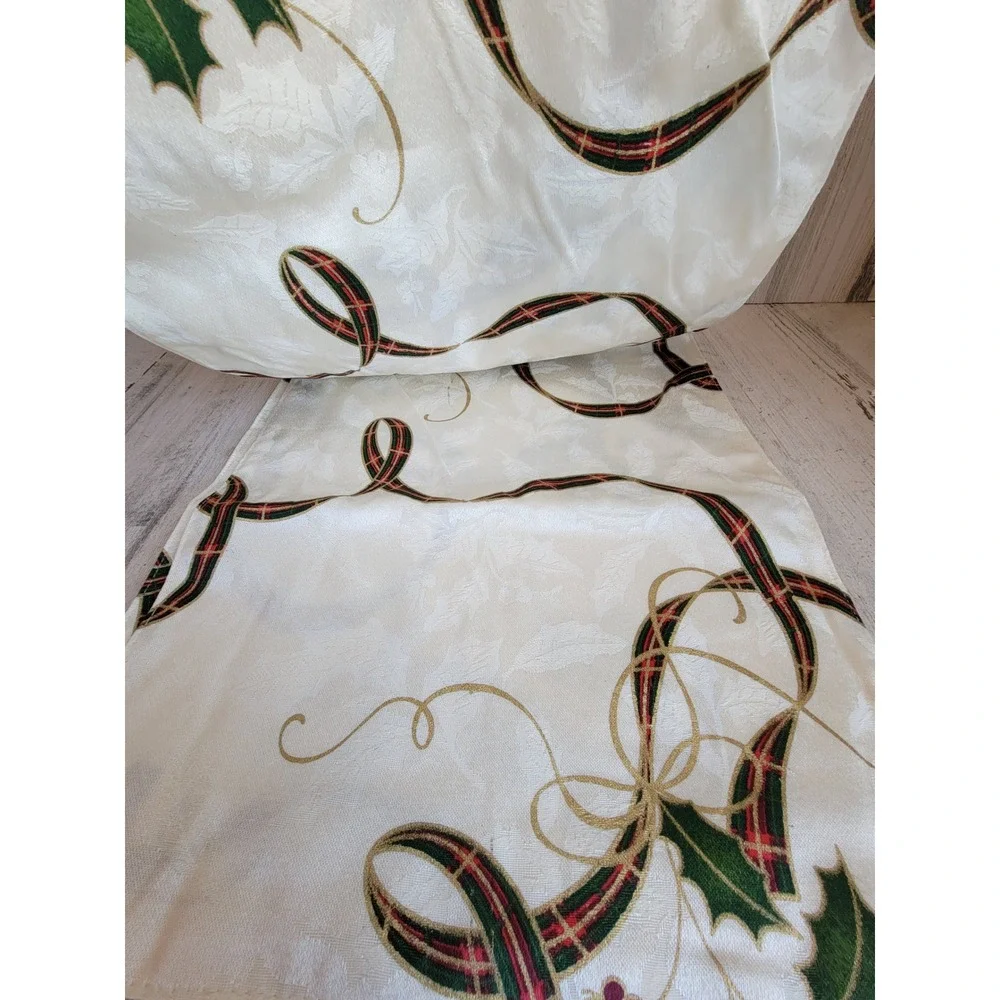 Lenox table runner fabric Holiday Mistletoe‎ Holly Berry dinner xmas